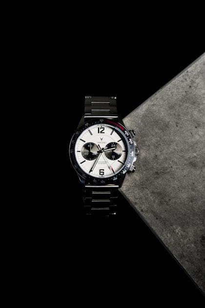 Understanding Mechanical vs. Quartz Watches